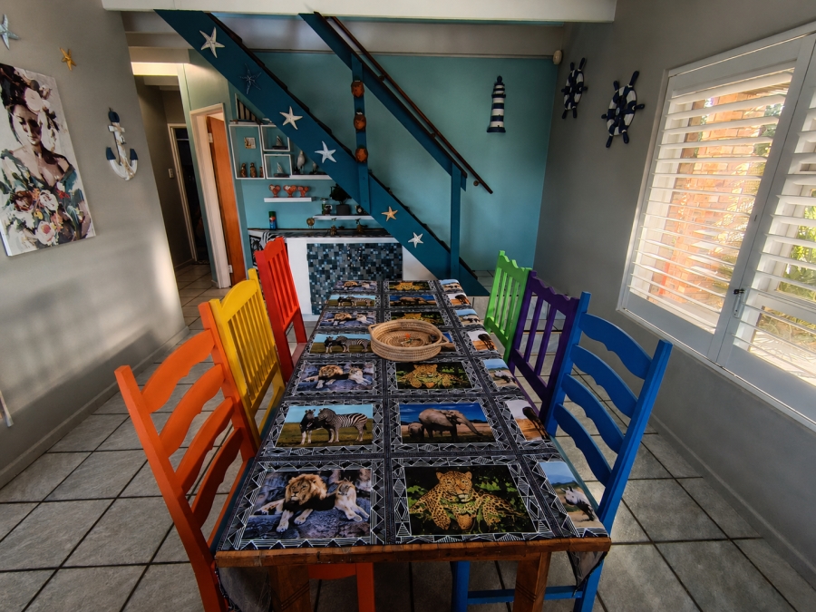 3 Bedroom Property for Sale in Wavecrest Eastern Cape